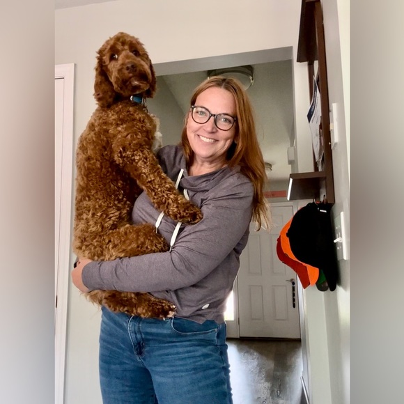 Meet your Posher, Erin - Picture 3 of 3